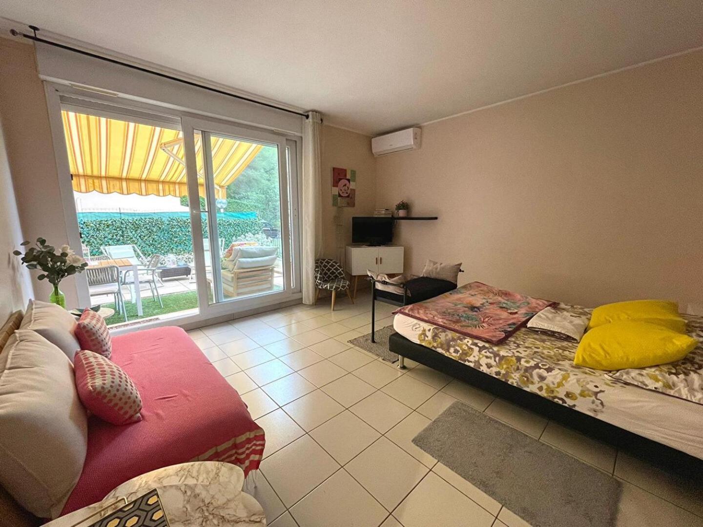Mon Appart Avec Terrasse Et Piscine Roquebrune-Cap-Martin Exterior foto