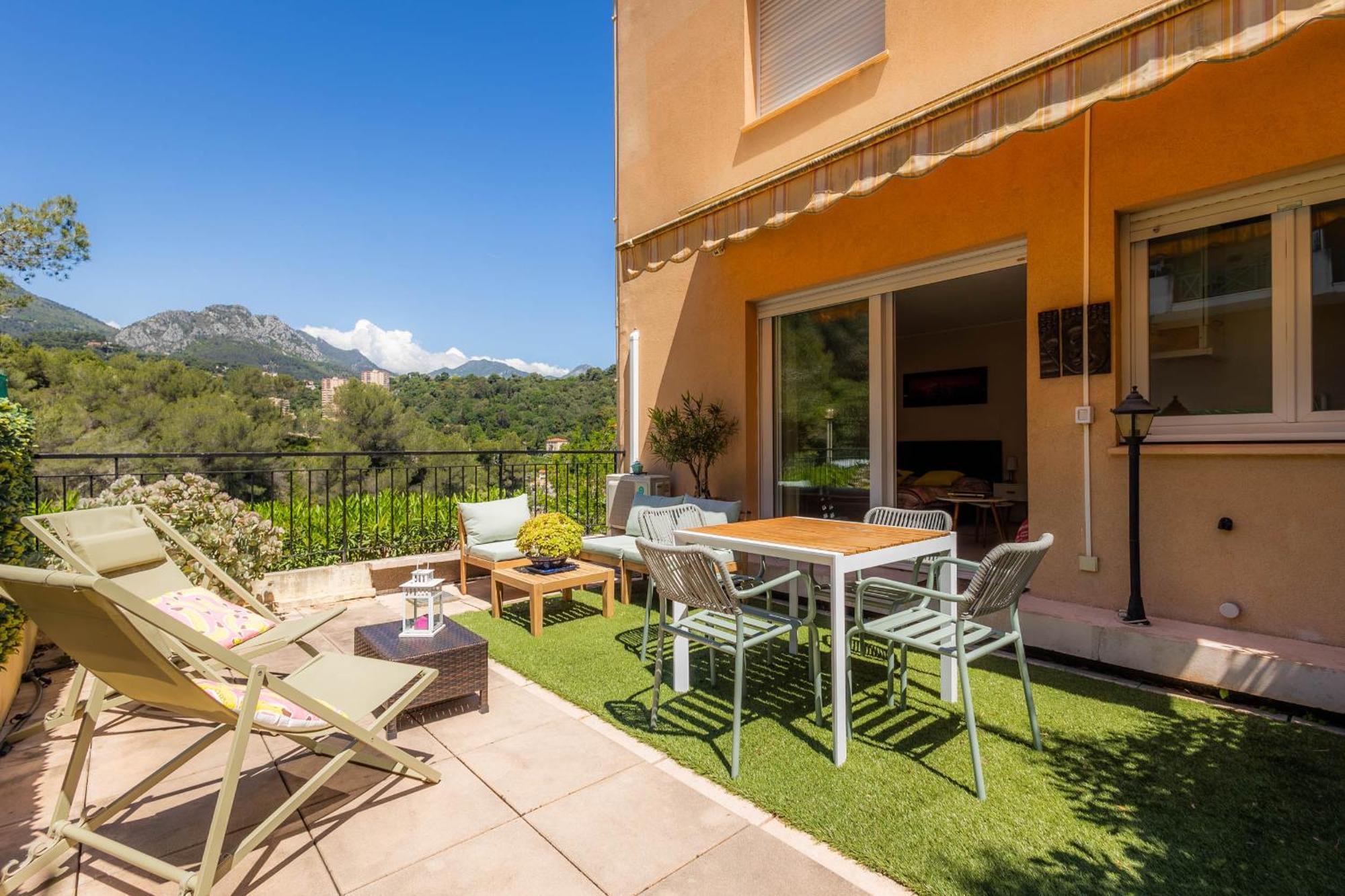 Mon Appart Avec Terrasse Et Piscine Roquebrune-Cap-Martin Exterior foto